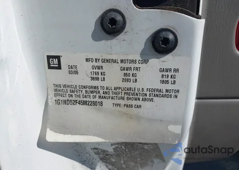 2005 Chevrolet Classic из США, поврежденный, VIN 1G1ND52F45M228018